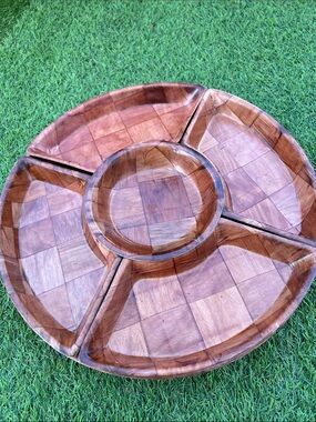 VINTAGE Weave Wood Tray Snack Bowl Set 6-piece lazy susan set from the 1970s.